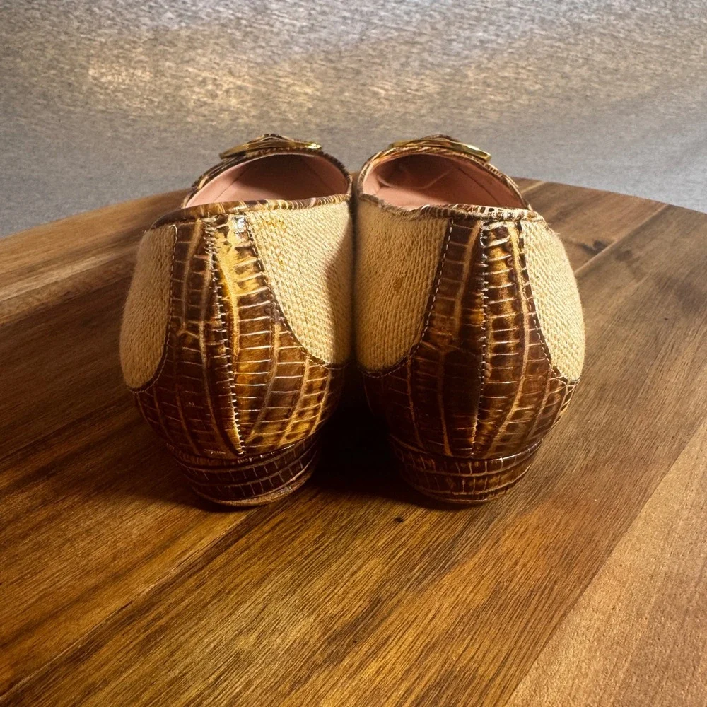 J Vincent Twiggy Tan Raffia Croc Embossed Leather Buckle Wedge Pumps 6M Brazil